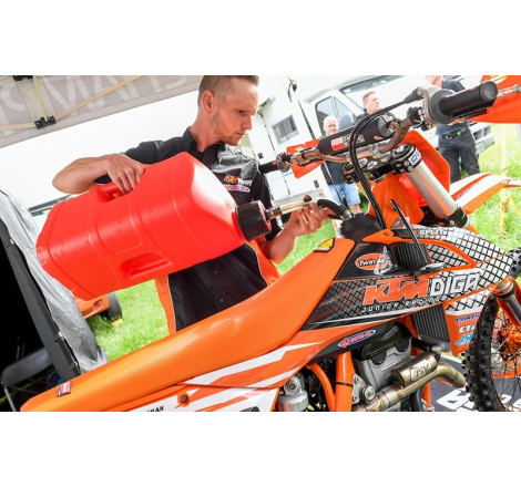 Bidon POLISPORT ProOctane 20L remplissage rapide rouge + melangeur 250ml