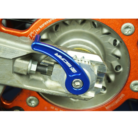 Tire-axe arrière SCAR bleu Sherco