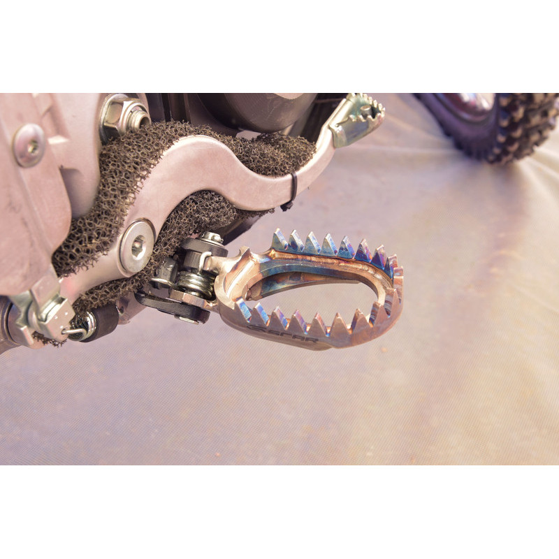 Repose-pieds SCAR anti-boue titane 125/250/450 CR/CRF