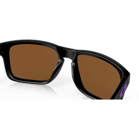 Lunettes de soleil OAKLEY Holbrook Verres Prizm Violet - Monture Matte Black