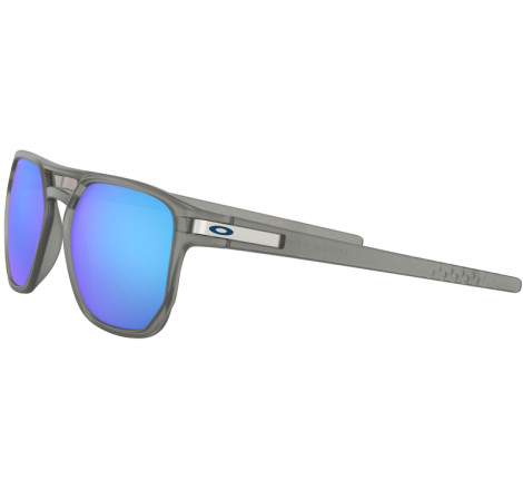 Lunettes de soleil OAKLEY Latch Beta Matte Grey Ink - verres Prizm Sapphire Iridium Polarized