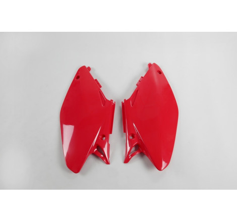 Plaques latérales UFO rouges pour Honda CR 125 / 250 (2005-2007)