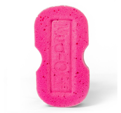 Éponge Muc-Off Expanding Microcell rose – Nettoyage doux et haute absorption vélo et moto