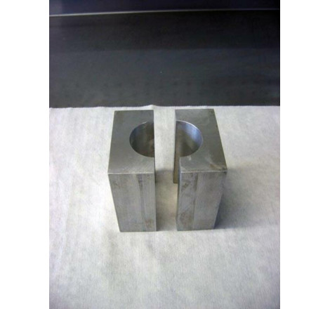 Brides de tube de fourche KAYABA Ø48mm