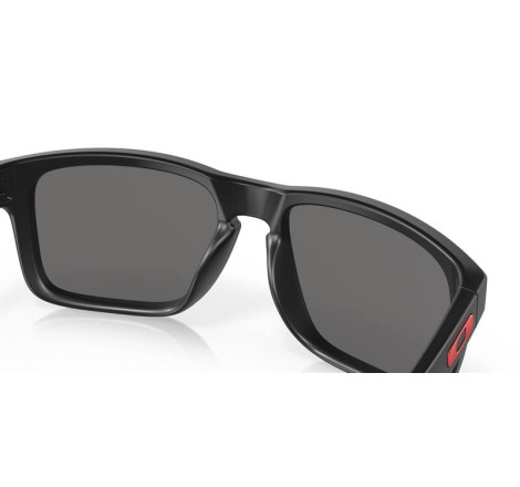 Lunettes de soleil OAKLEY Holbrook™ verres Red Iridium