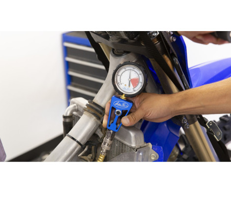 Testeur de compression Motion Pro avec adaptateurs 10/12/14 mm