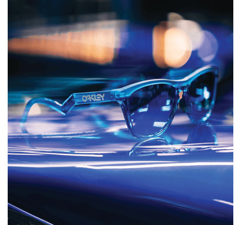 Lunettes de soleil OAKLEY Frogskins™ Hybrid Fabio Quartararo Signature Series Matte Acid Blue - verres Prizm Sapphire