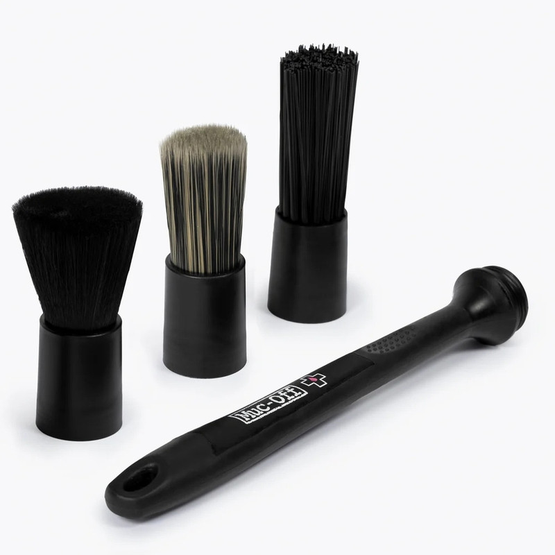 Pinceau de nettoyage 3-en-1 MUC-OFF