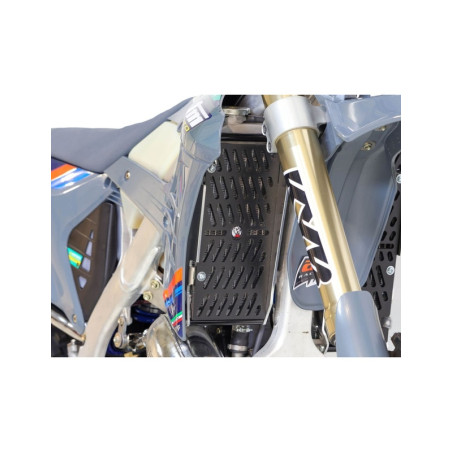 Protections de radiateur AXP Hard Enduro - PEHD 8 mm - noir